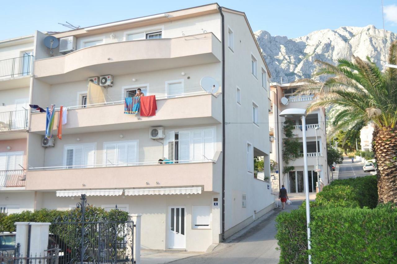 Apartments Veselko Makarska Eksteriør bilde